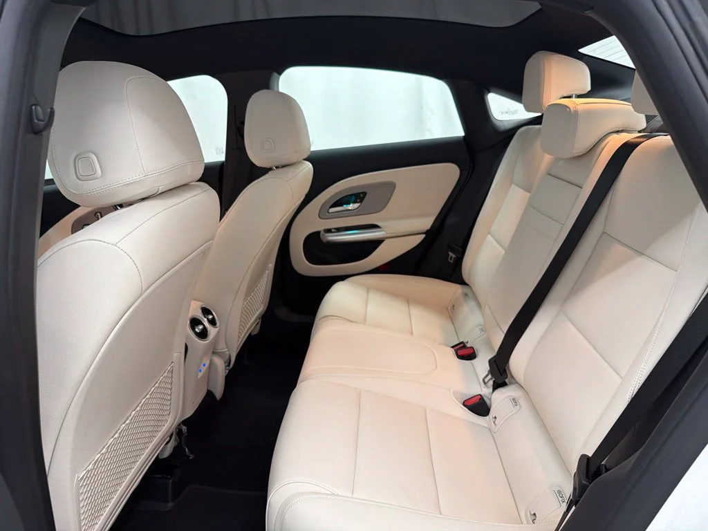 New 2027 White Mercedes-Benz CLA 220 image 20