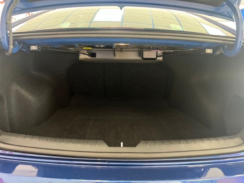 Used 2018 Blue Hyundai SEL+ image 8