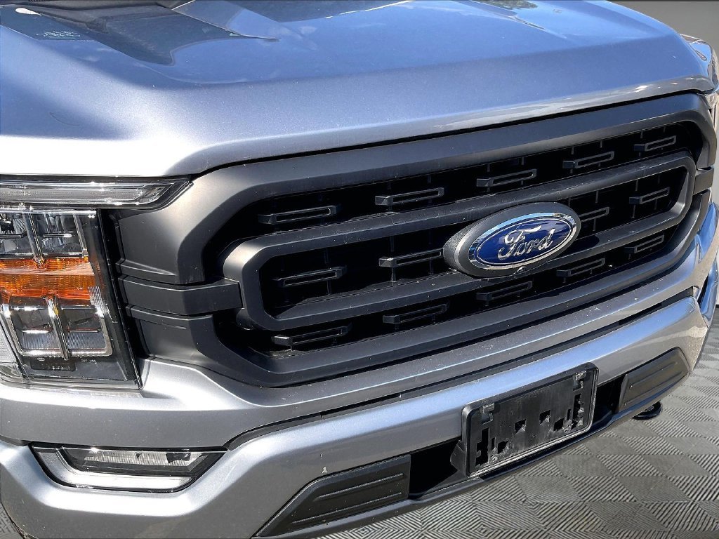Used 2023 Silver Ford XLT image 5