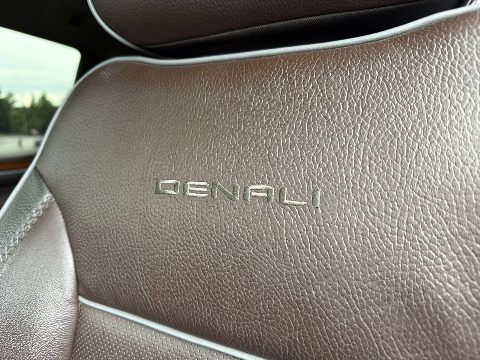 Certified Used 2022 Cayenne Red Tintcoat GMC Denali image 24