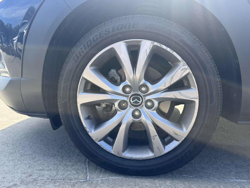 Used 2020 Deep Crystal Blue Mica Mazda Premium Package image 8