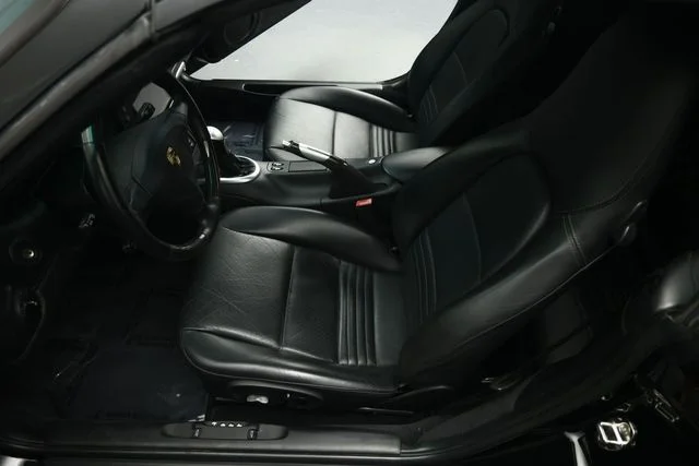 Used 2005 Black Porsche Turbo image 39