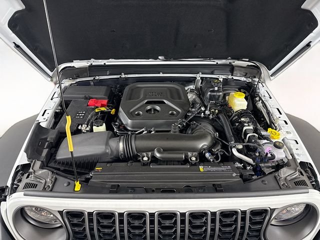 New 2026 Bright White Clear-Coat Exterior Paint Jeep Sport image 27