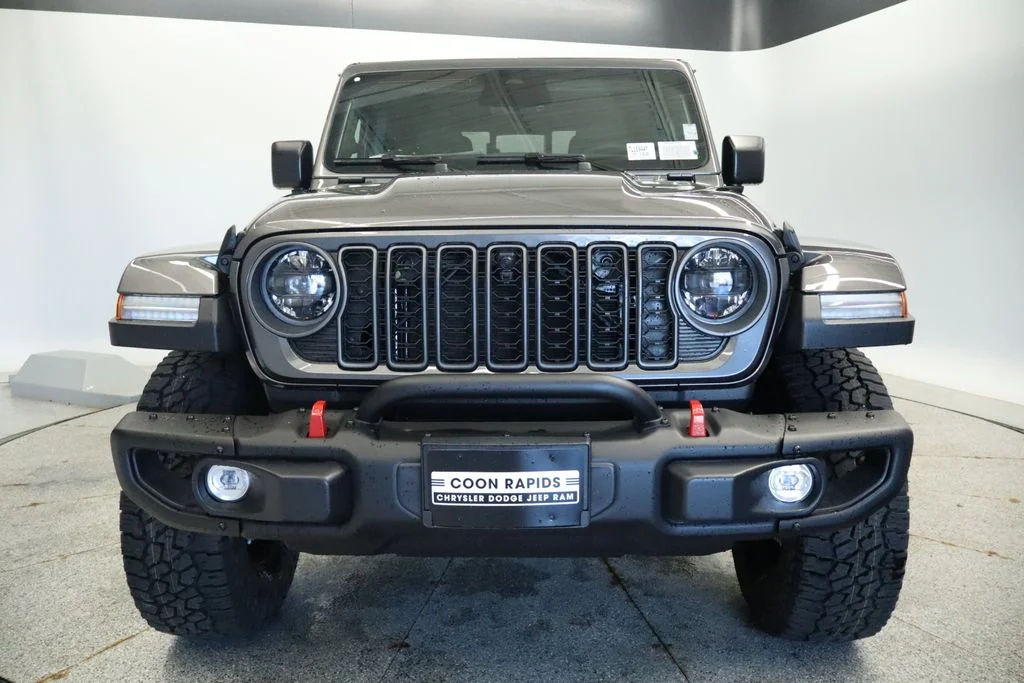 New 2026 Granite Crystal Metallic Clear-Coat Exterior Paint Jeep Rubicon X image 11