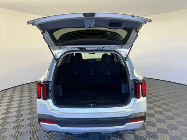 New 2026 White Kia LX image 32