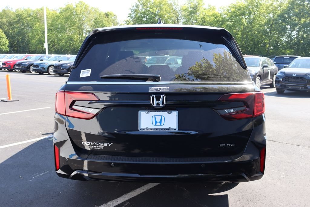 Used 2026 Black Honda Elite image 4