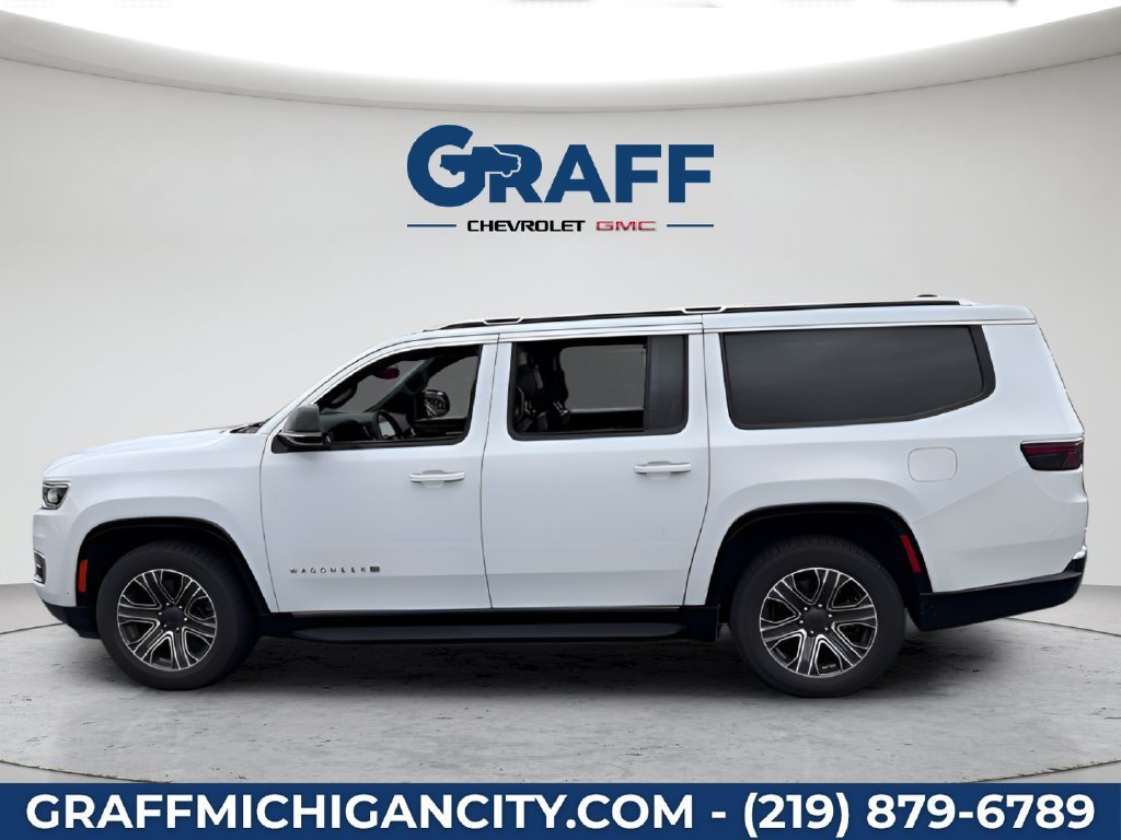 Used 2024  Jeep Series II image 2