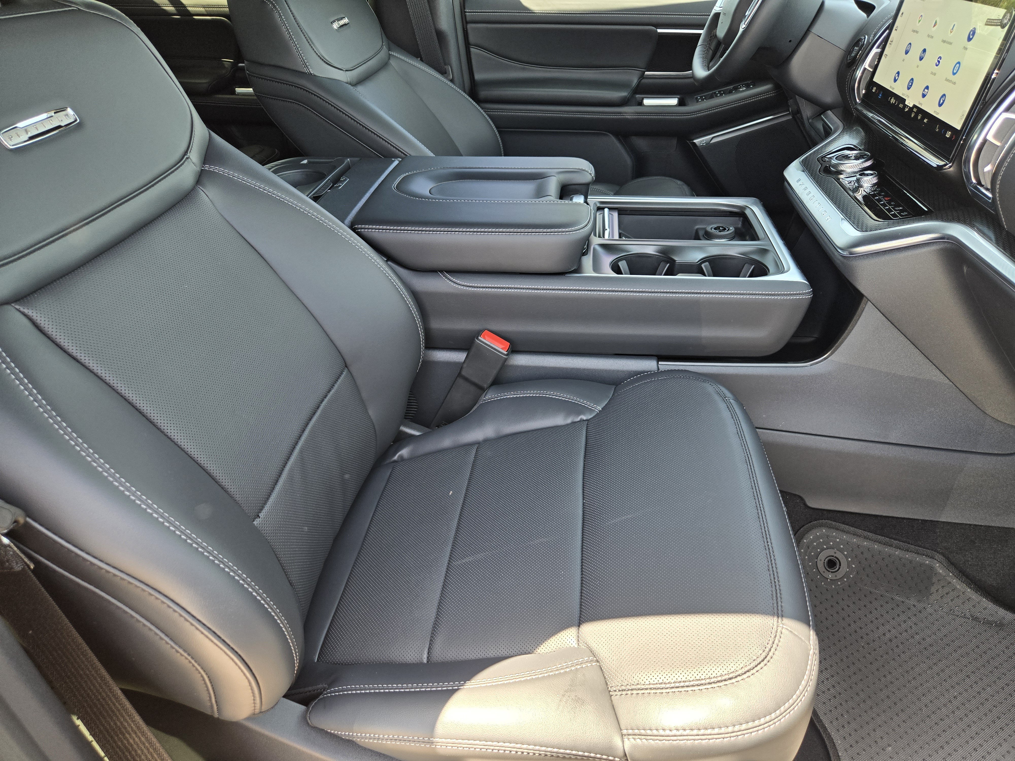 New 2026 Agate Black Metallic Ford Platinum MAX image 9
