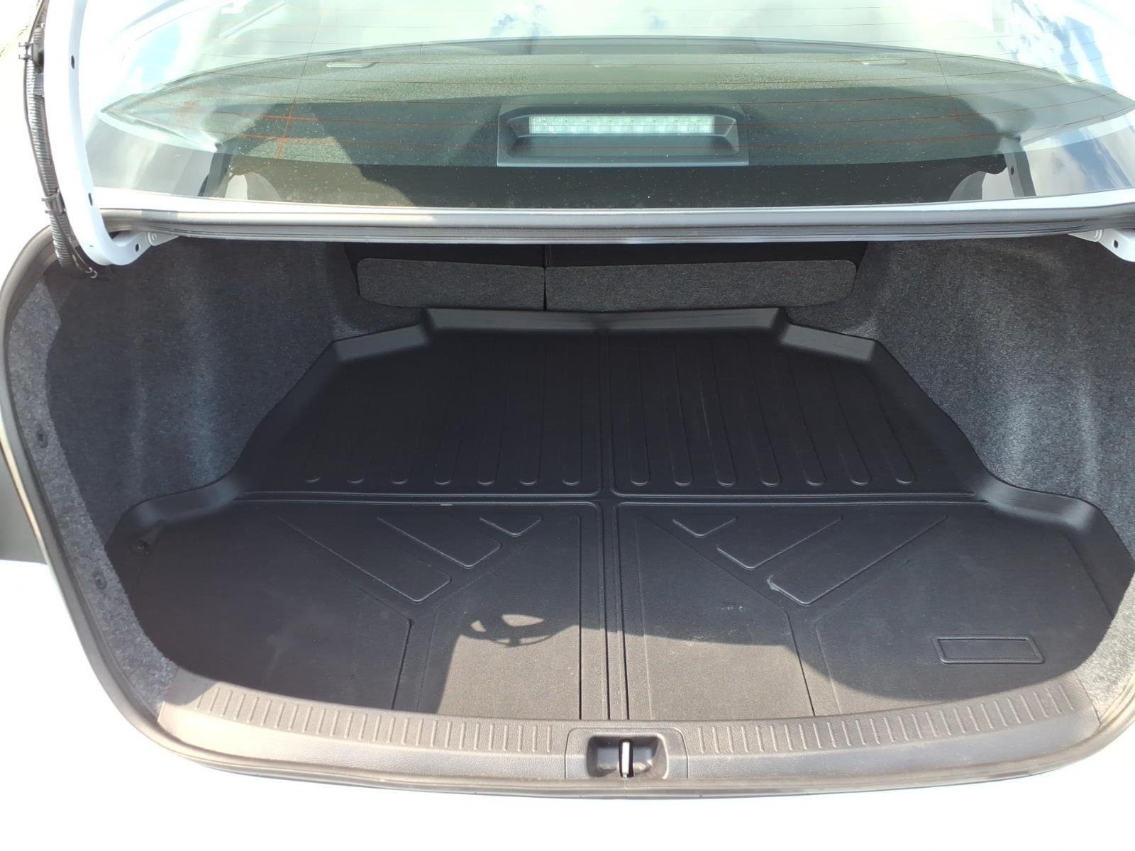 Used 2026 Ice Cap Toyota SE image 28