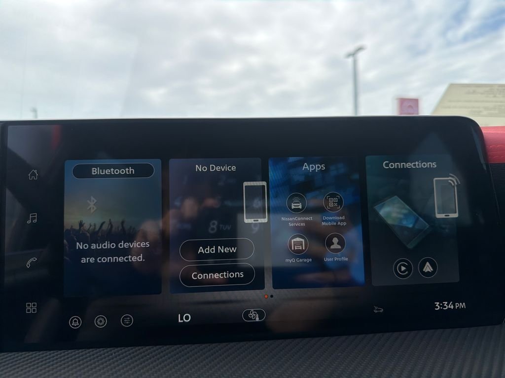 New 2026 Nissan Kicks SR 4D Sport Utility