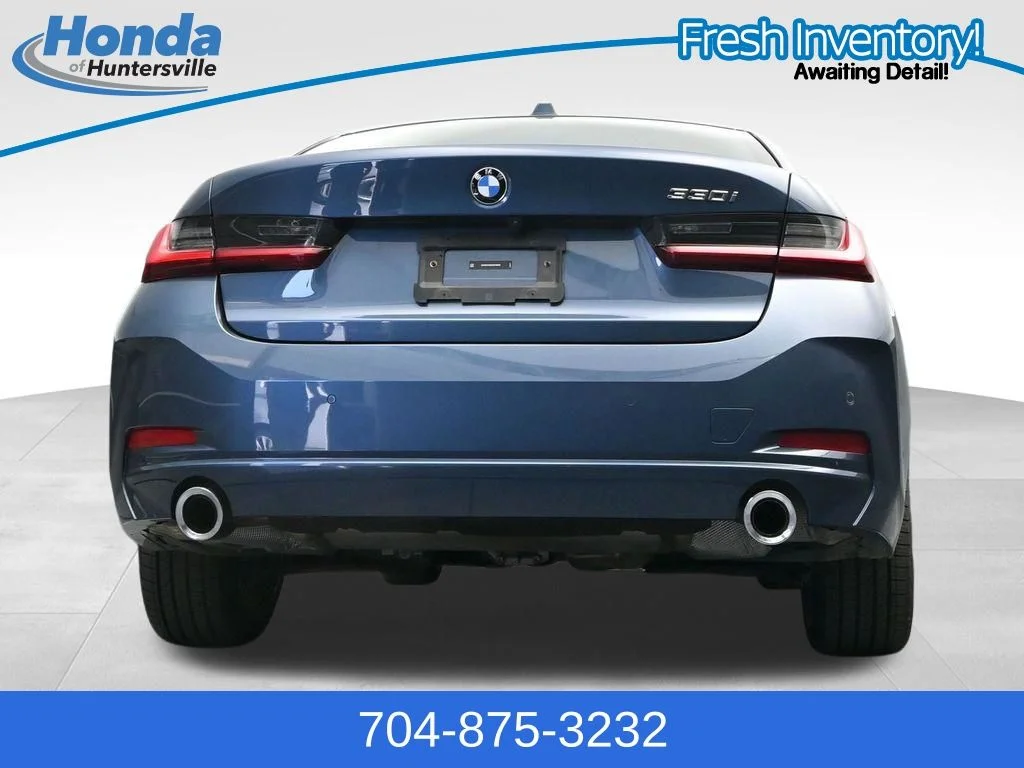 2025 BMW 3 Series 330i - Photo 26