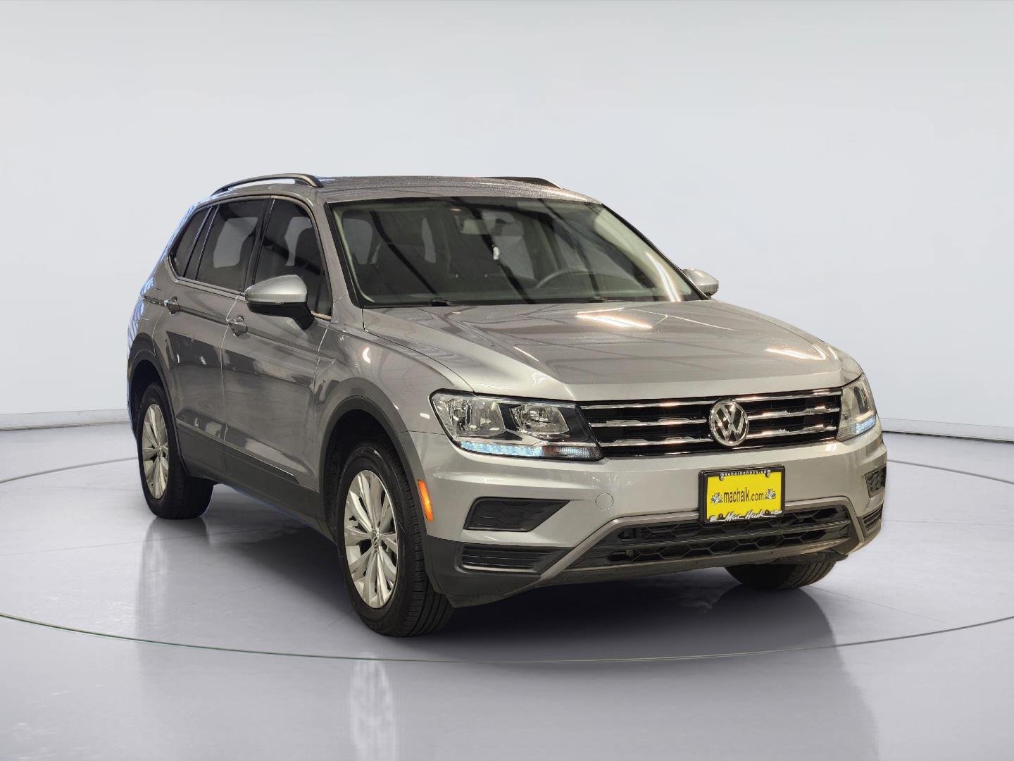 2020 Volkswagen Tiguan photo 3 of 32