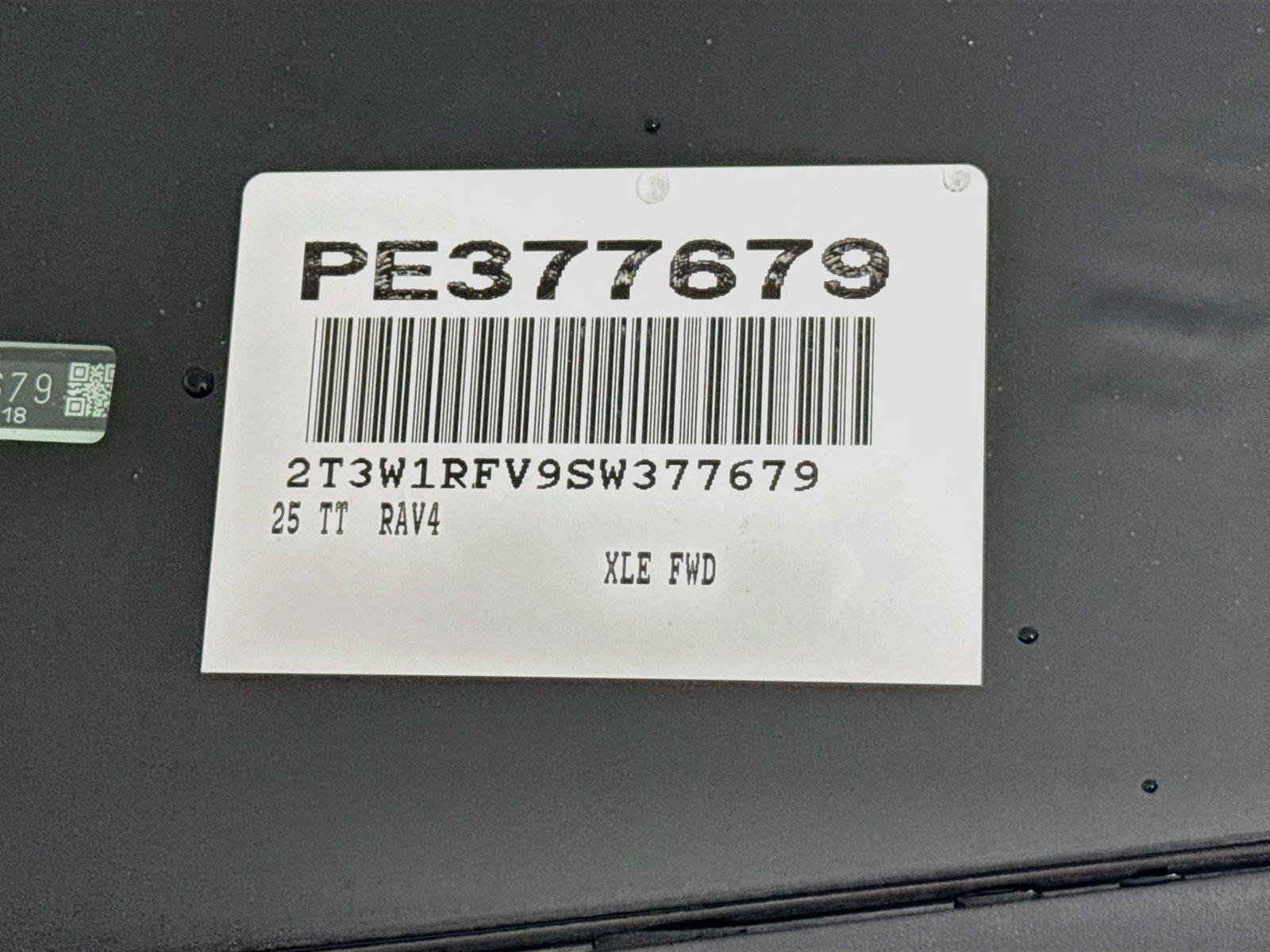 Used 2025 Ice Cap Toyota XLE image 46