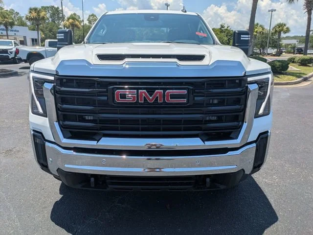 New 2025 Summit White GMC Pro image 8