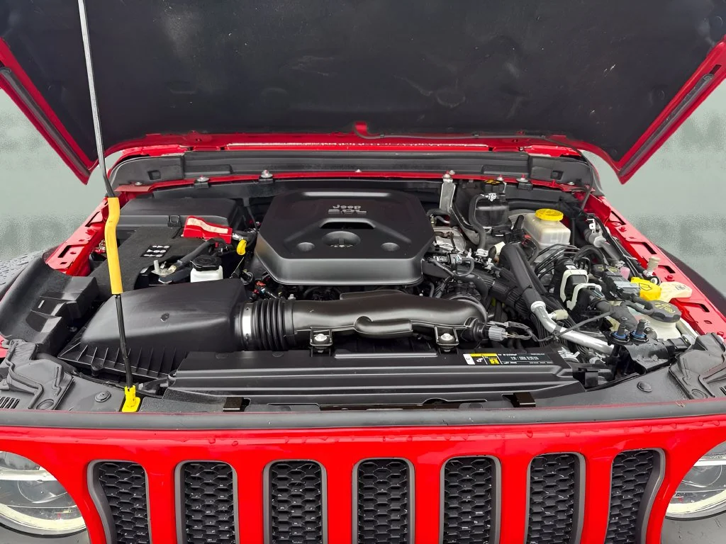 Used 2019 Red Jeep Unlimited Rubicon image 27