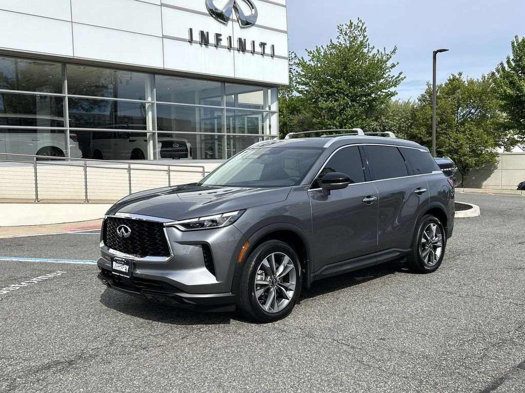 Certified Used 2023 Gray INFINITI LUXE image 1