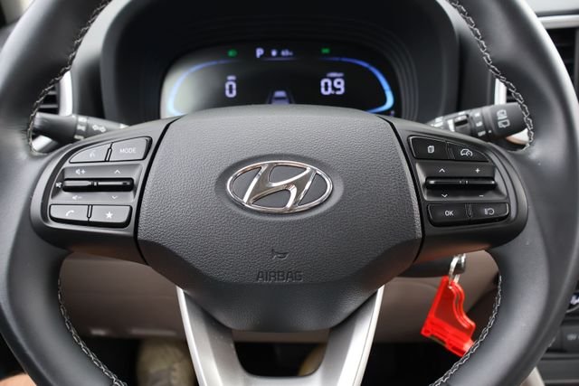 Certified Used 2023 Gray Hyundai SEL image 19