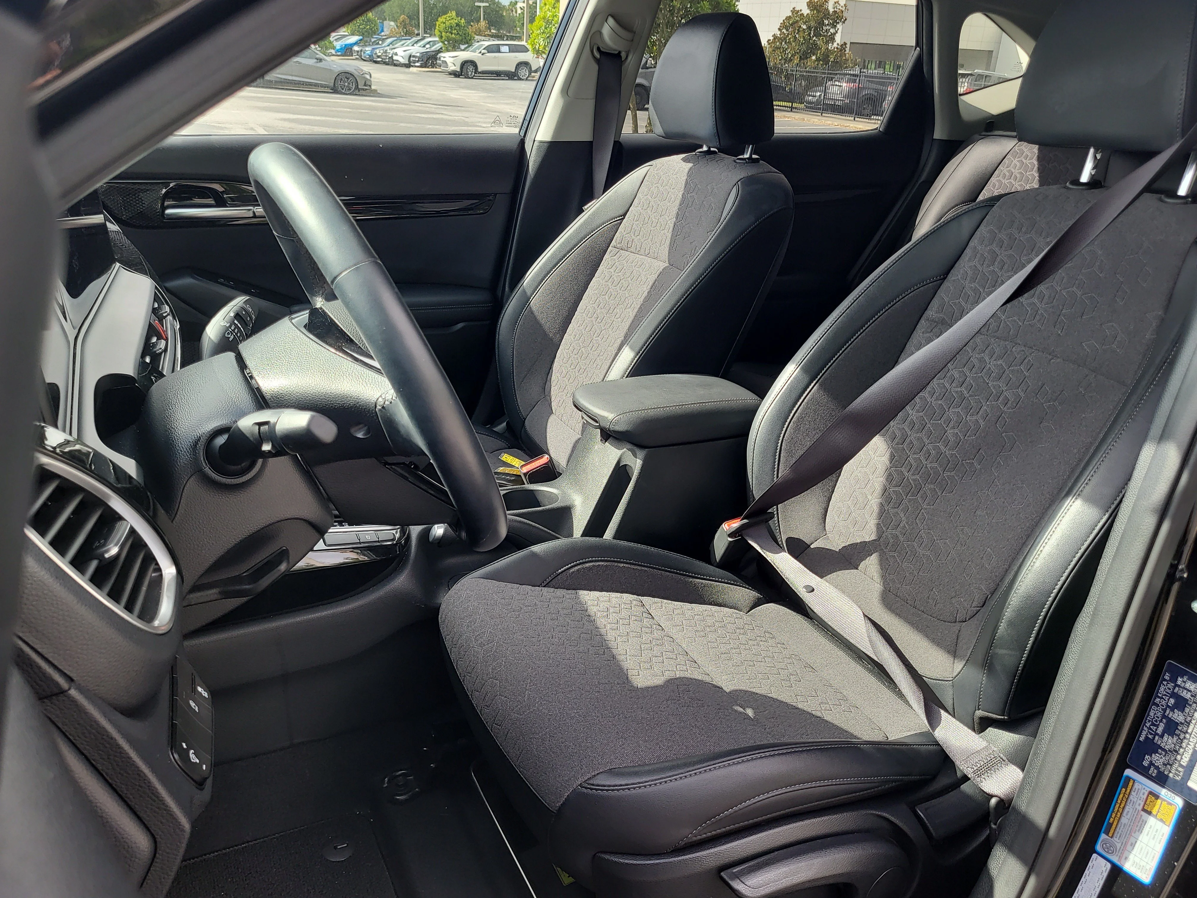 Used 2025 Fusion Black Kia S image 19