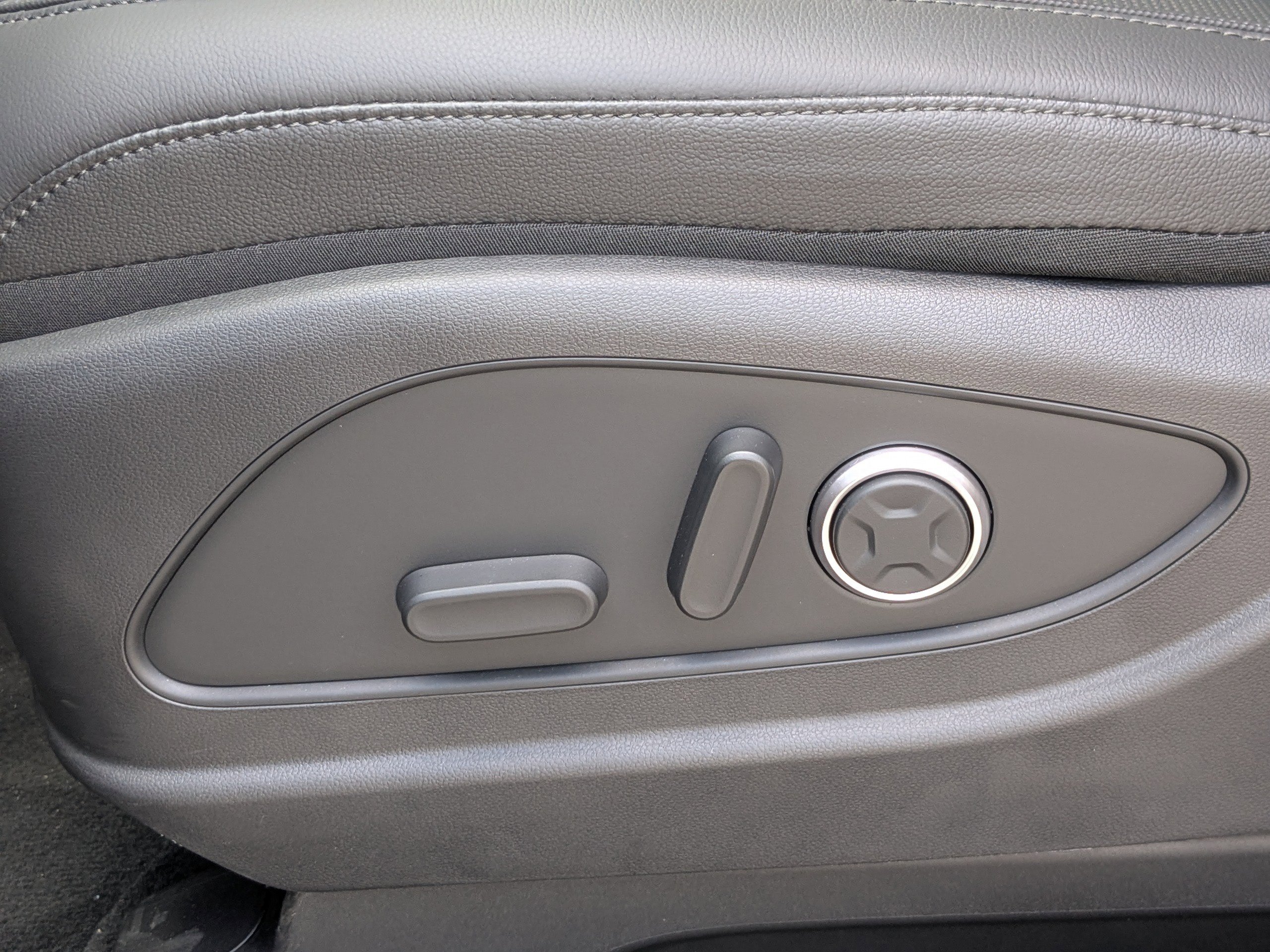 New 2026 Ecotronic Gray Pearl Hyundai Limited AWD image 24
