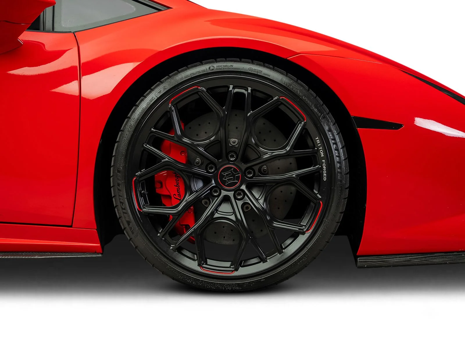 Used 2016 Red Lamborghini LP610-4 image 31