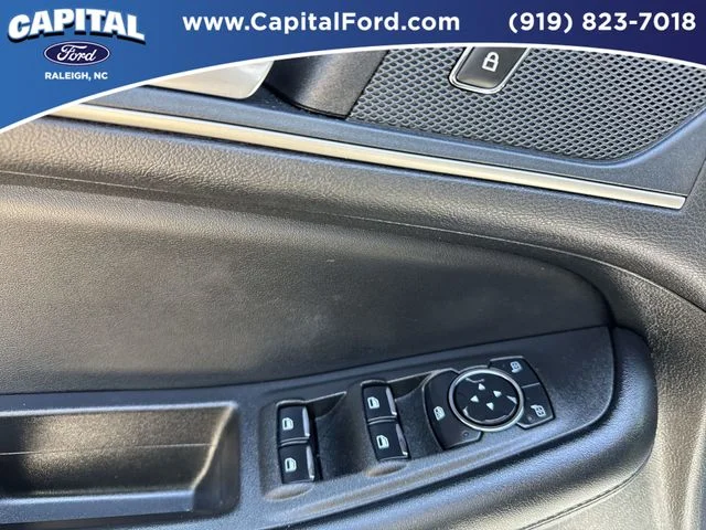 Used 2024 White Ford SEL image 21