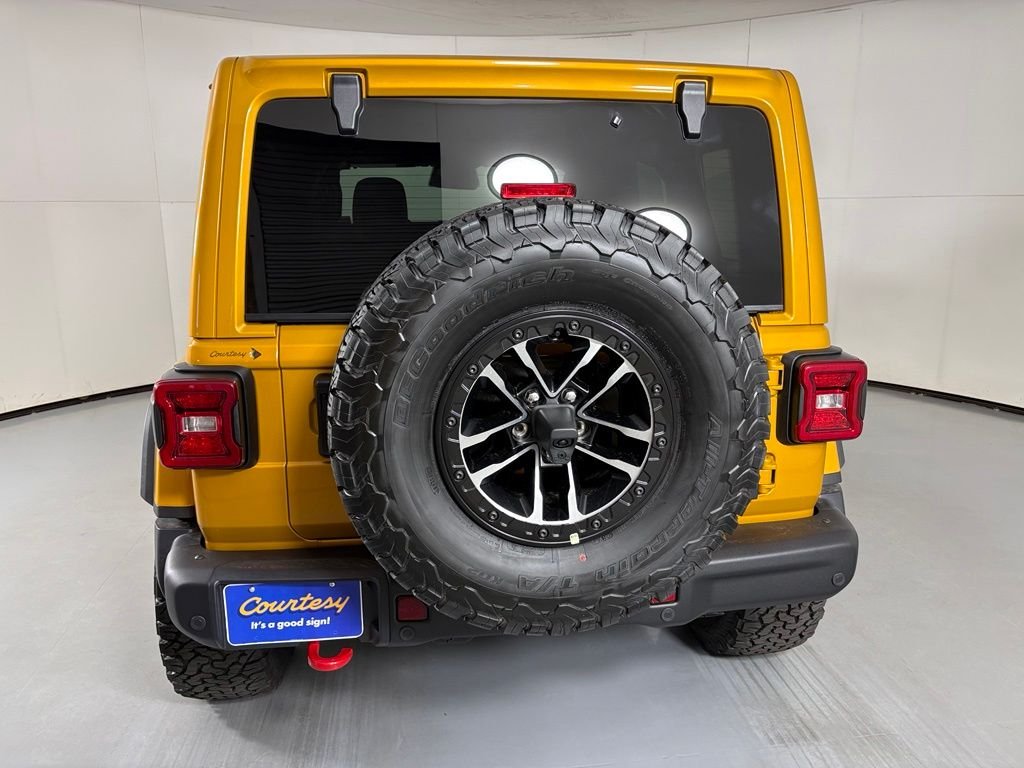 New 2026 Goldilocks Exterior Paint Jeep Rubicon X image 7