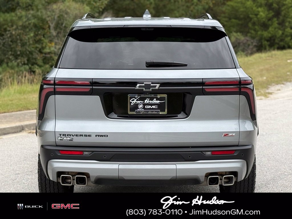 Used 2024 Gray Chevrolet Z71 image 12
