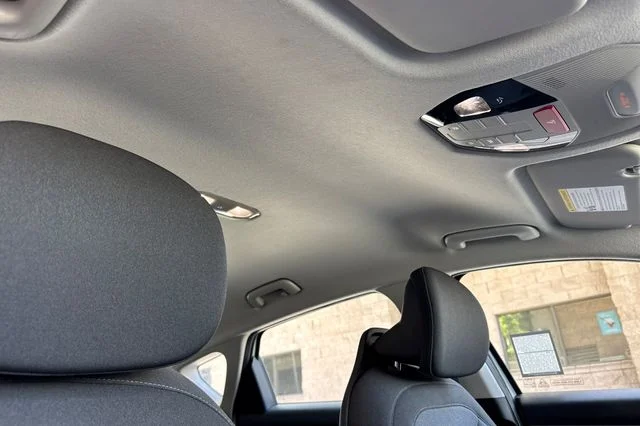 2025 Kia K4 LXS - Photo 17