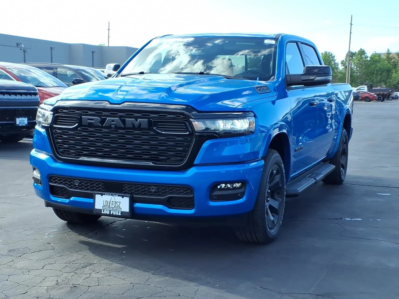New 2026 Hydro Blue Pearl-Coat Exterior Paint RAM Big Horn/Lone Star image 2