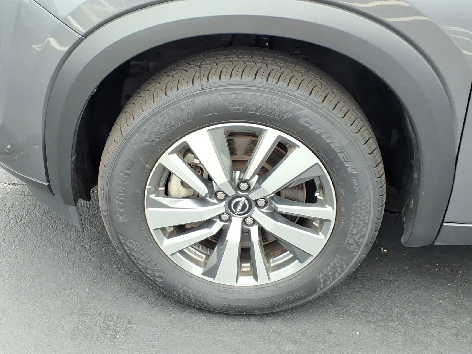 Used 2025 Gun Metallic Nissan SL image 32