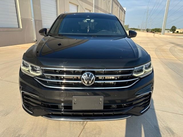 Used 2022 Black Volkswagen 2.0T SEL R-Line image 3