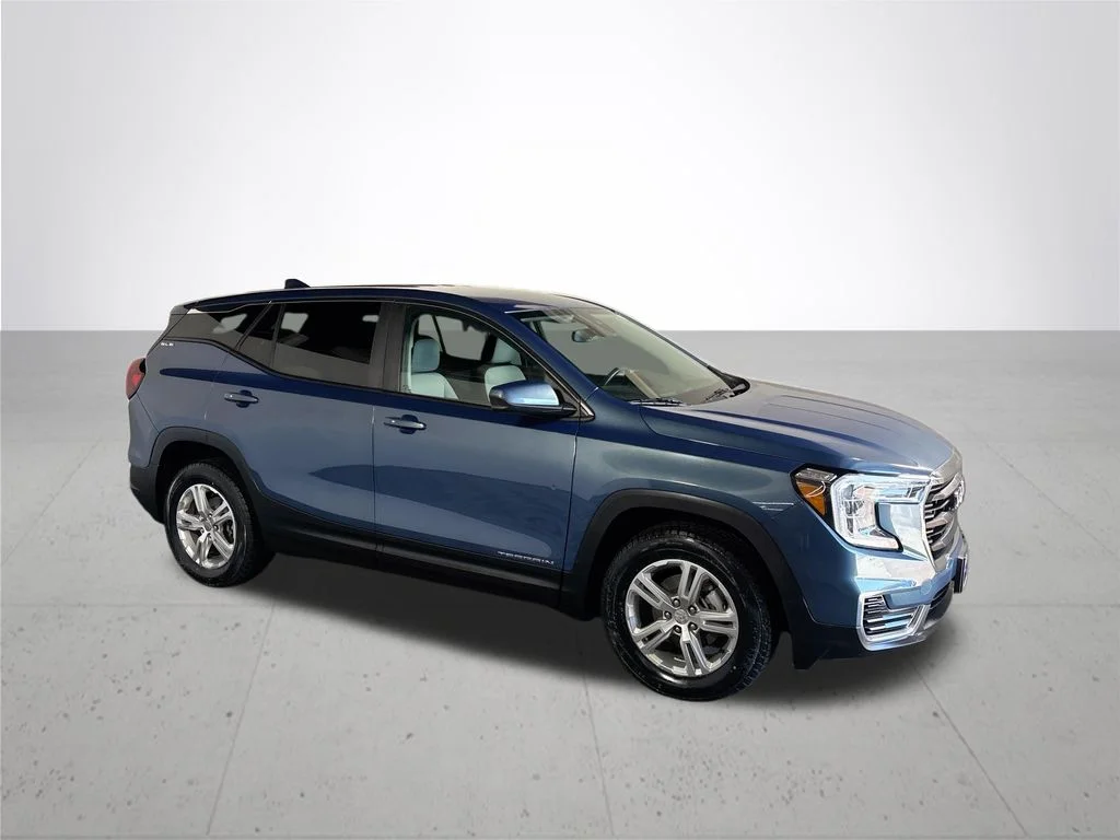 Used 2024 Blue GMC SLE image 4