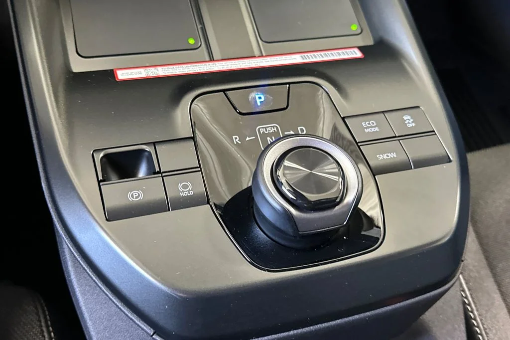 New 2026 Wind Chill Pearl <sup>1</sup> Toyota  SE image 21