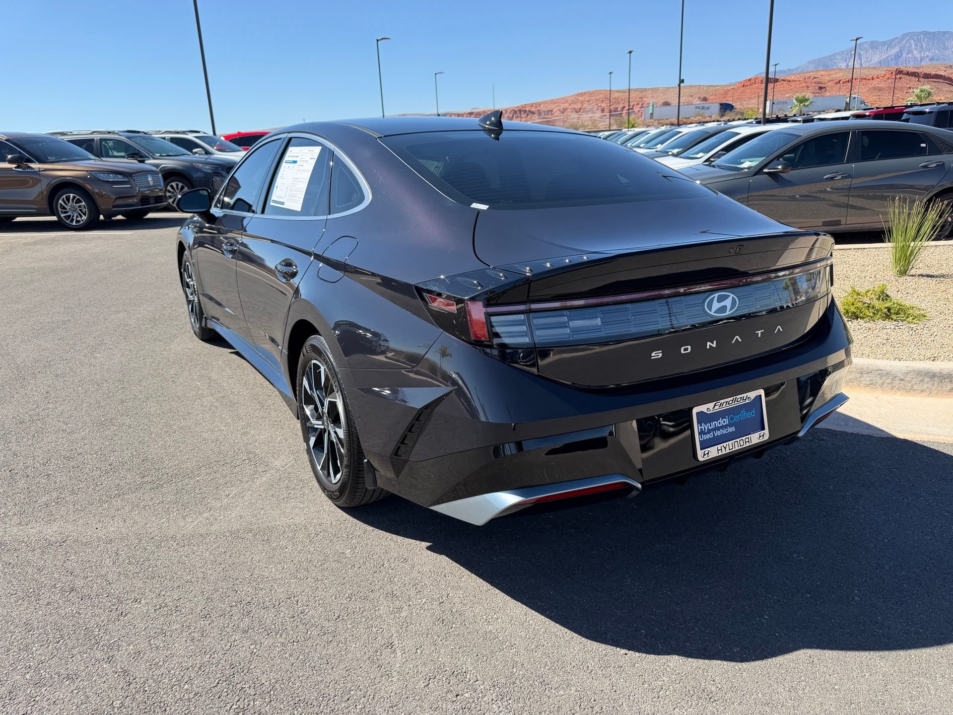 Certified Used 2025 Blue Hyundai SEL image 9