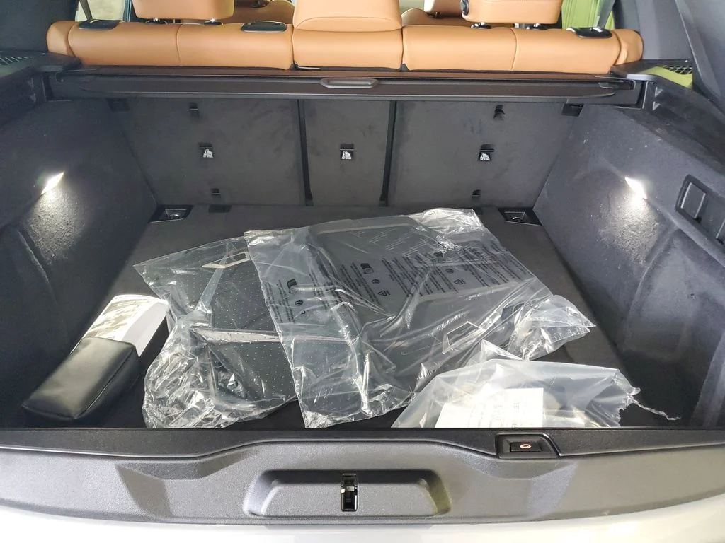 New 2026 Gray BMW sDrive40i image 7
