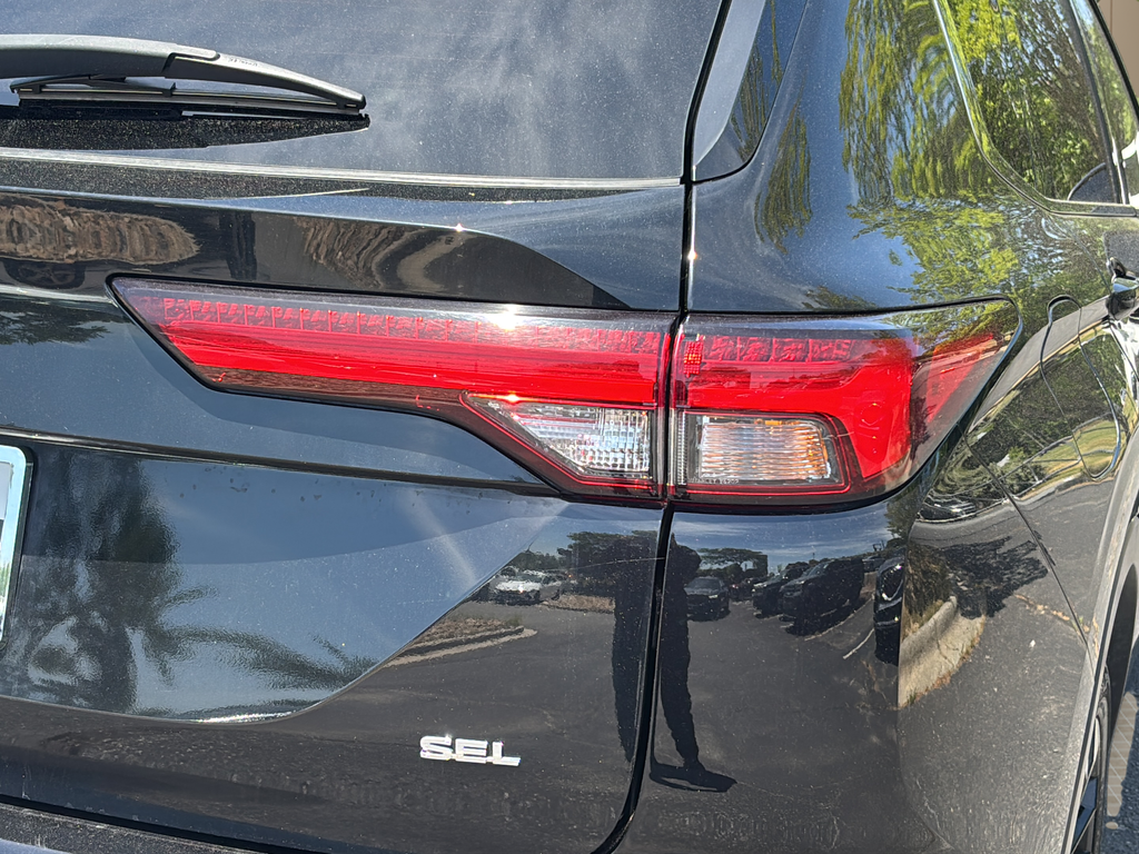 2023 Mitsubishi Outlander SEL - Photo 13