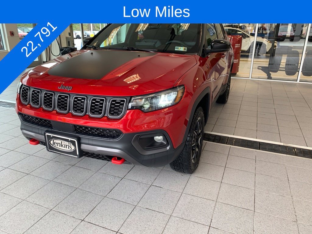 Used 2025 Red Jeep Trailhawk image 2