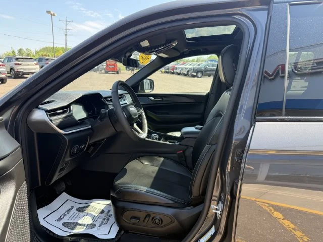 2025 Jeep Grand Cherokee Altitude - Photo 7
