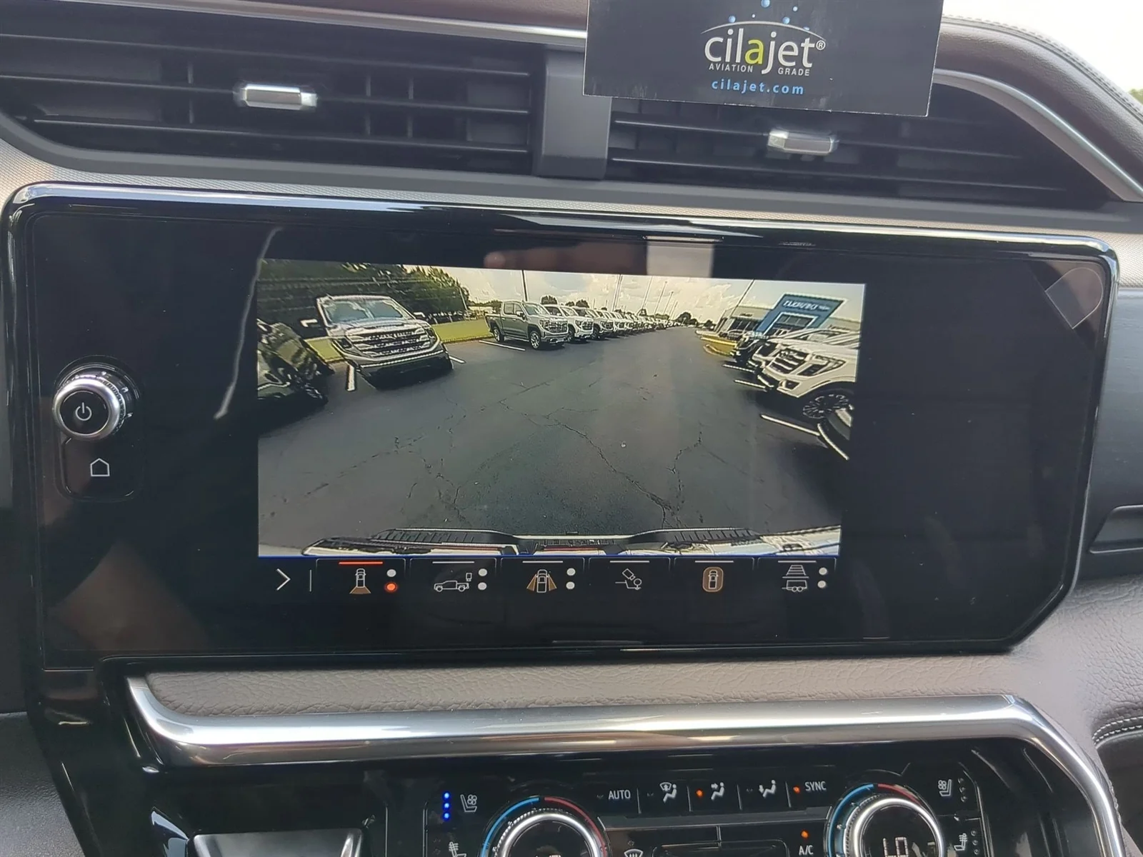 New 2026 Glacier White Tricoat GMC Denali image 39