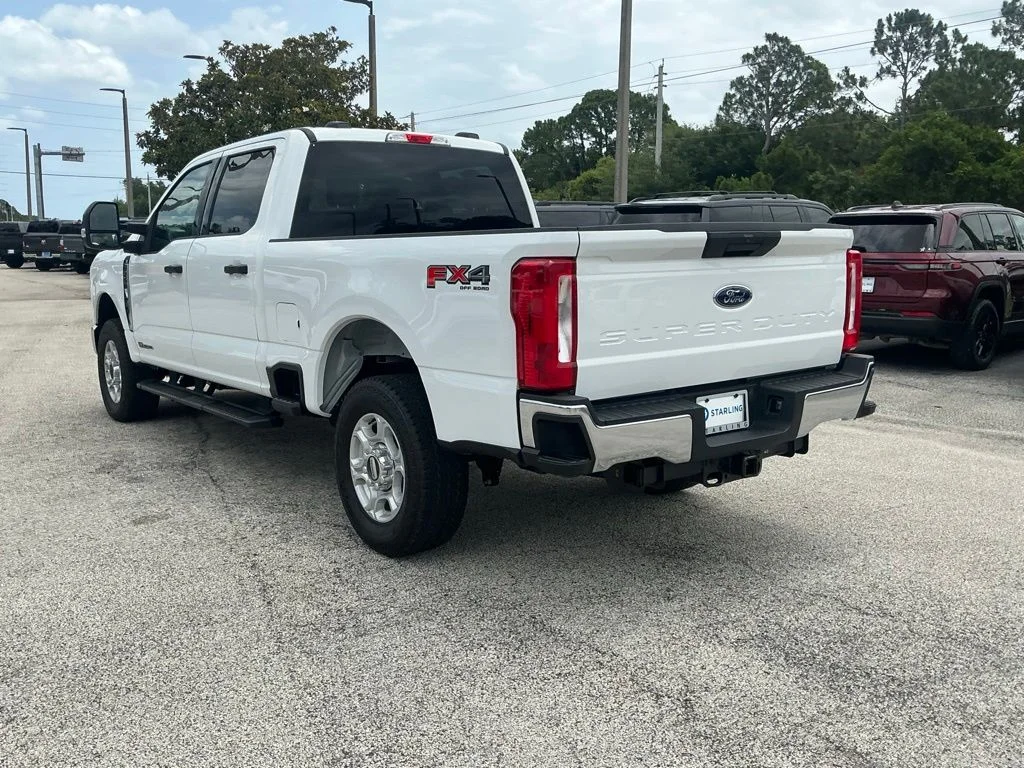 Used 2025 White Ford XLT image 8