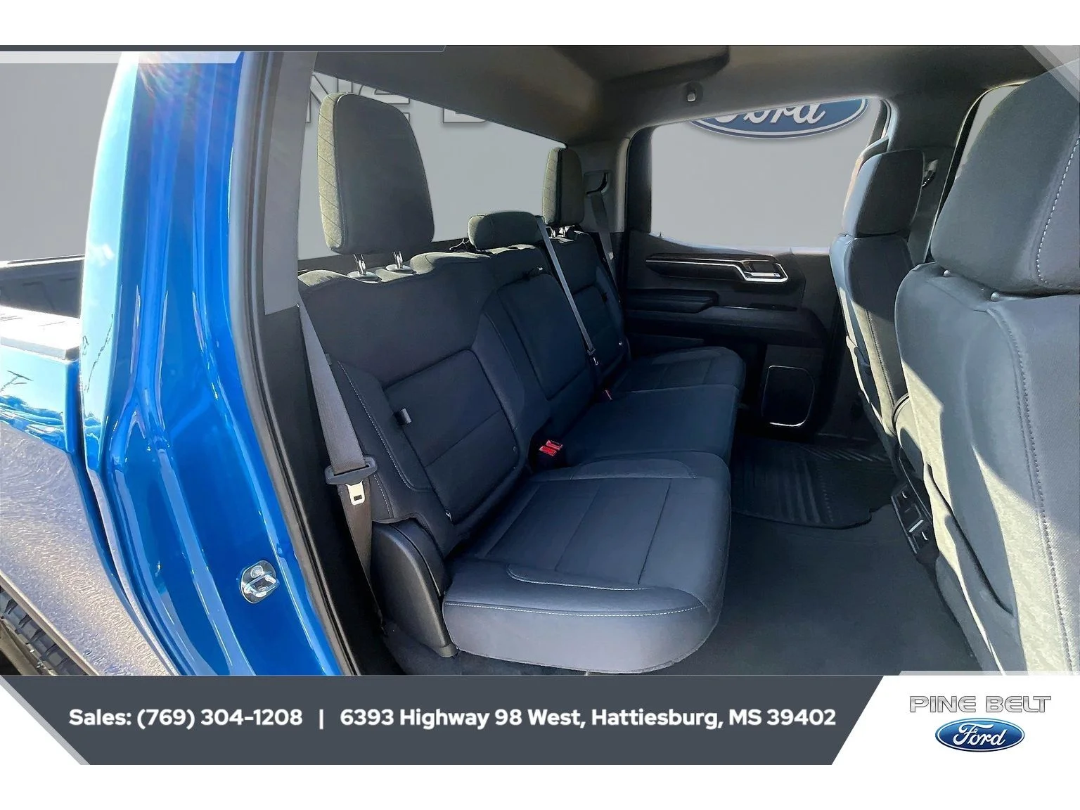 Used 2024 Dynamic Blue Metallic GMC Elevation image 21
