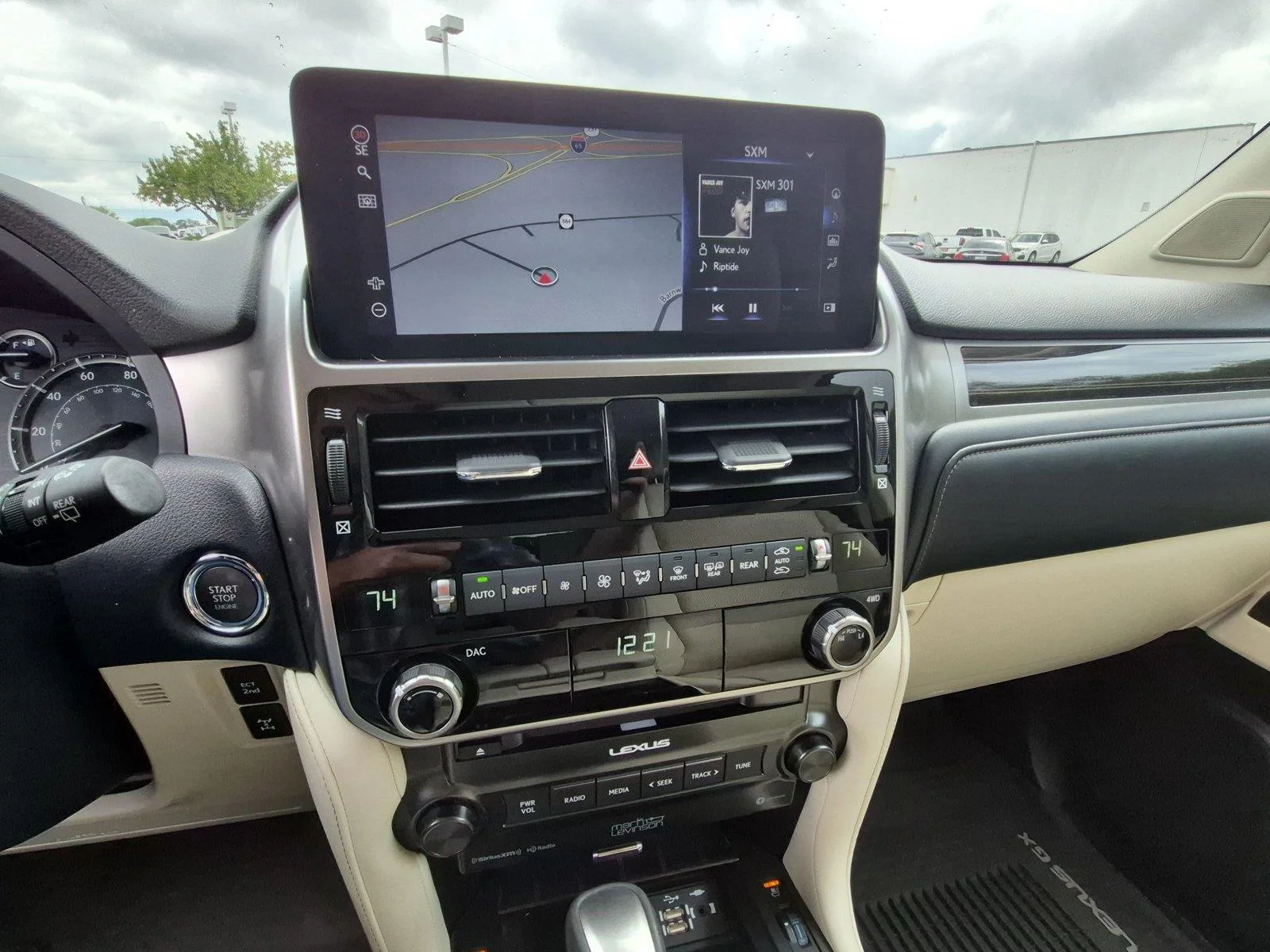 Used 2022 Black Onyx Lexus GX 460 luxury image 23