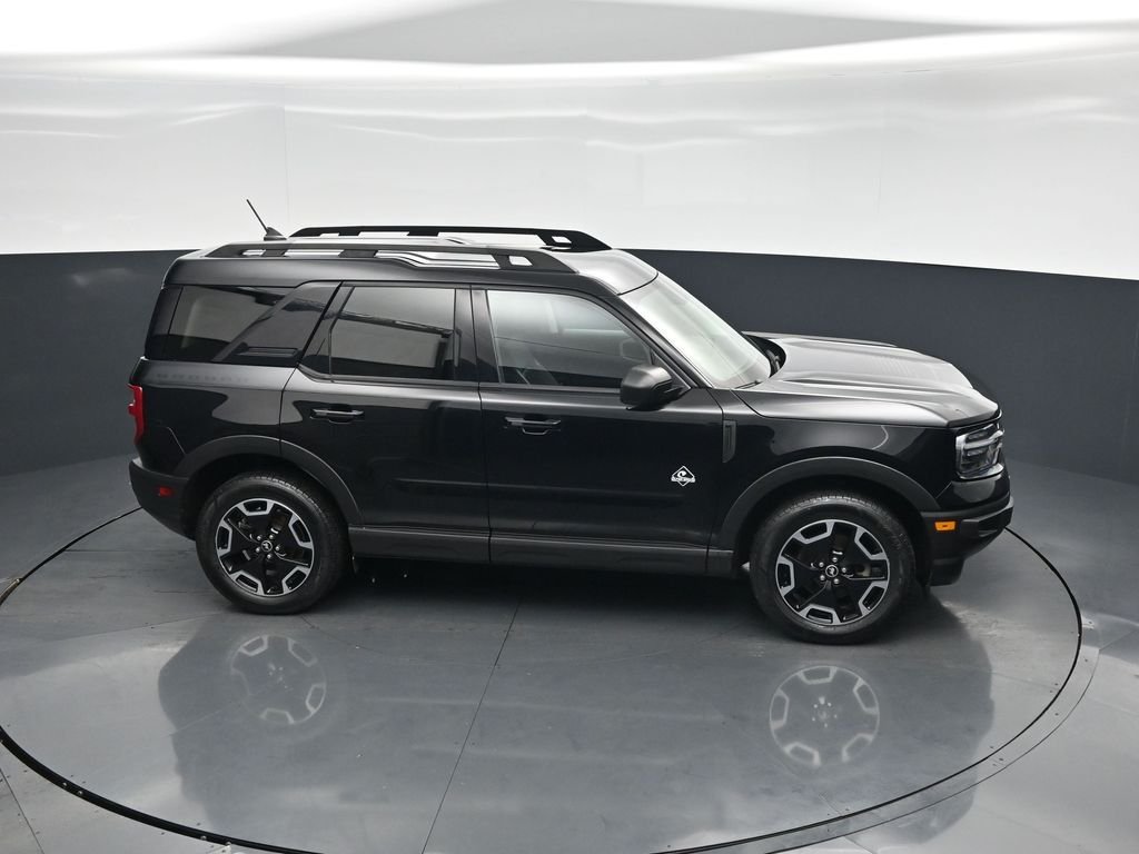Used 2023 Black Ford Outer Banks image 81