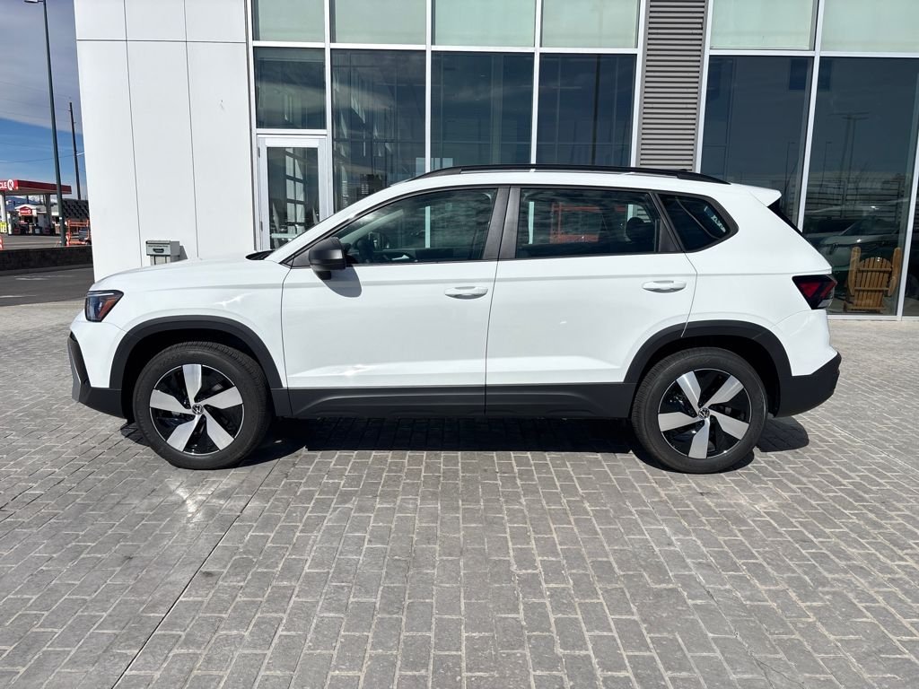 New 2026 Pure White Volkswagen 1.5T S image 2