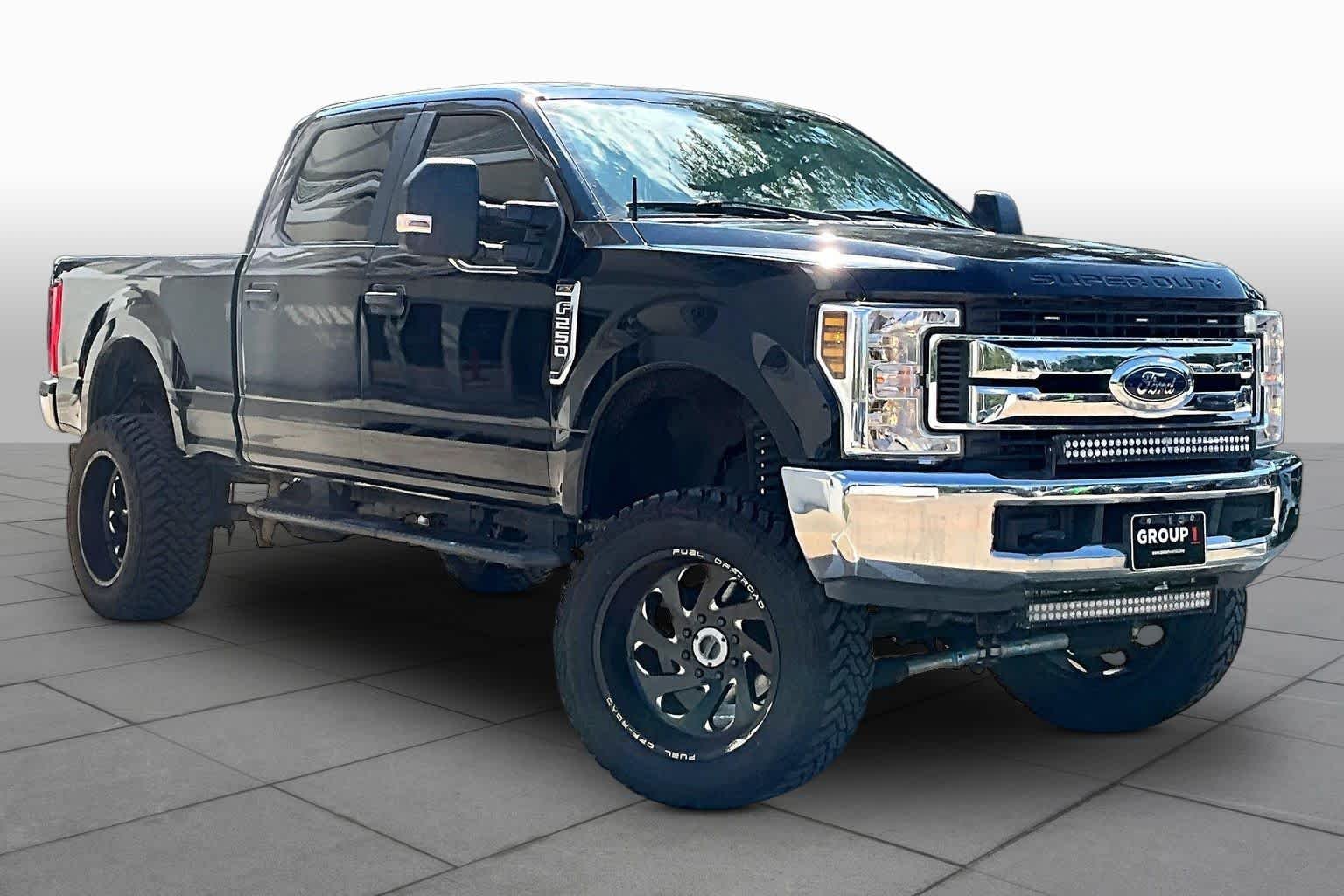 Used 2018 Shadow Black Ford XL image 2