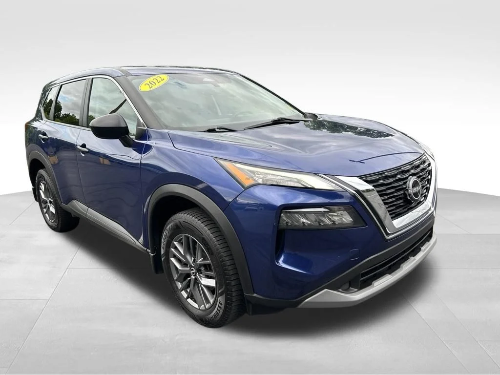 Used 2022 Blue Nissan S image 7