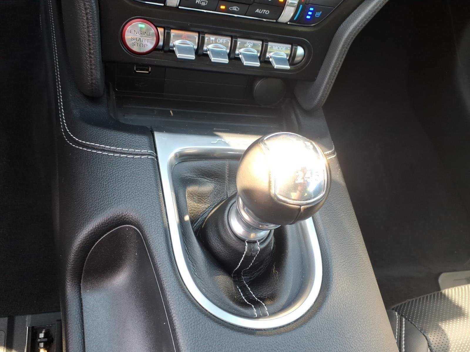 Used 2022 Carbonized Gray Metallic Ford GT Premium image 23