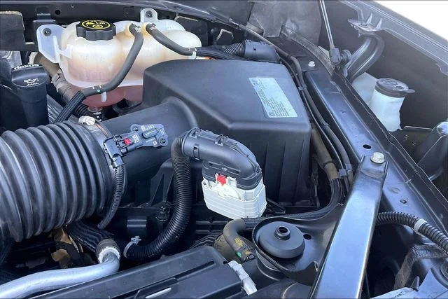 Used 2021 Gray Chevrolet LT image 35