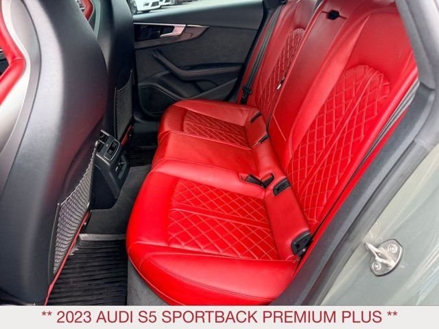 Used 2023 Gray Audi Premium Plus image 9
