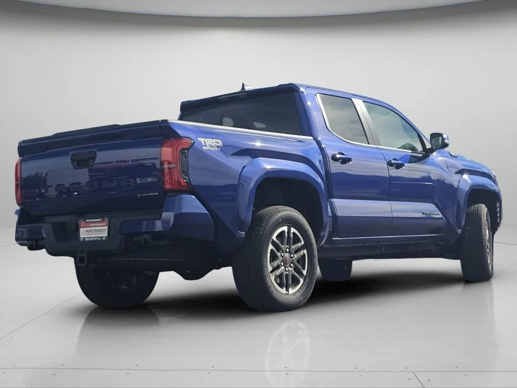 2025 Toyota Tacoma TRD Sport - Photo 8
